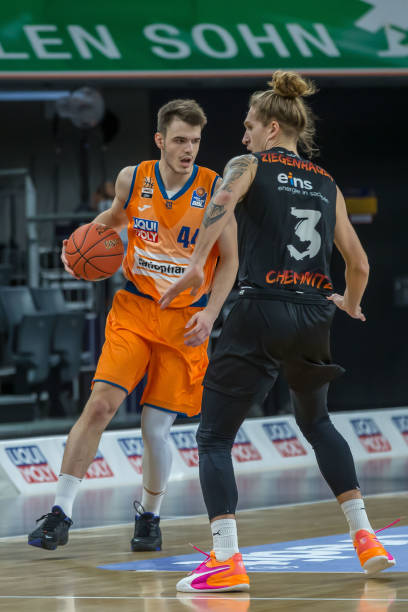 高尔夫亚巡 高尔夫亚巡