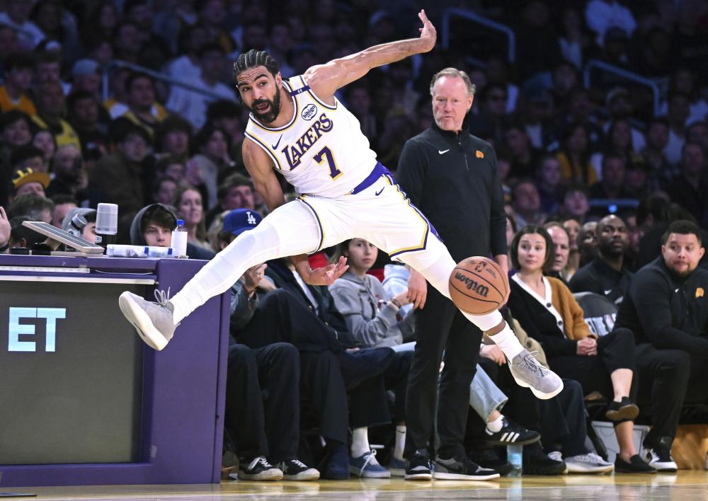 使得球队陷 使得球队陷